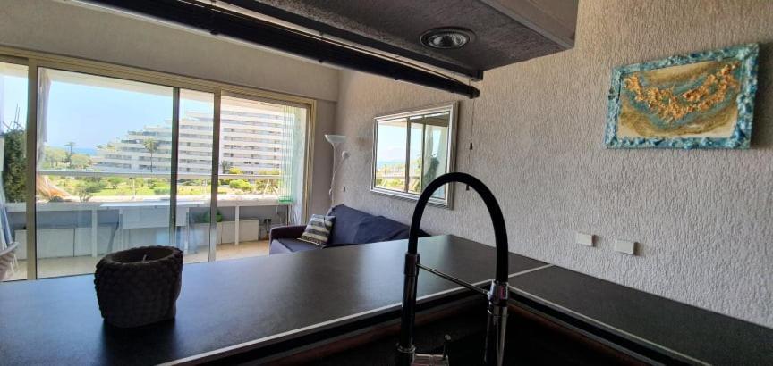 Lovely Apartment In Marina Baie Des Anges- Baronnet - Sew View, Free Parking Spaces On Site, Restaurants, Beach, Supermarket Villeneuve-Loubet Kültér fotó
