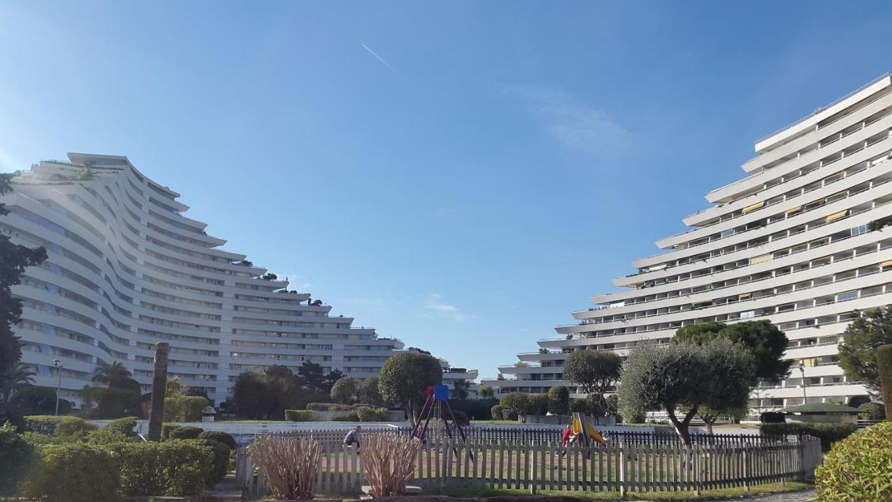 Lovely Apartment In Marina Baie Des Anges- Baronnet - Sew View, Free Parking Spaces On Site, Restaurants, Beach, Supermarket Villeneuve-Loubet Kültér fotó